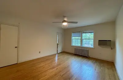 2618 41st St NW, Washington, DC 20007