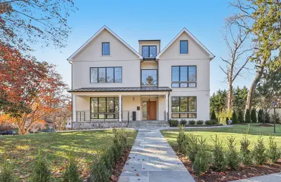 4920 Loughboro Rd NW, Washington, DC 20016