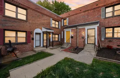 5037 Just St NE, Washington, DC 20019